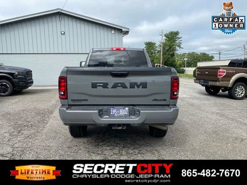Used 2025 RAM 2500 Big Horn AWD/4WD image 6