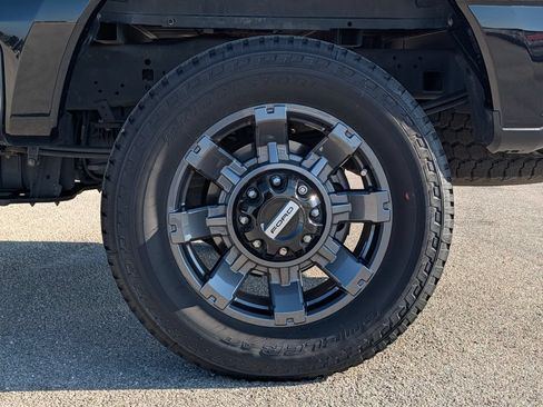 Certified 2024 Ford F250 Lariat w/ Lariat Ultimate Package AWD/4WD image 26