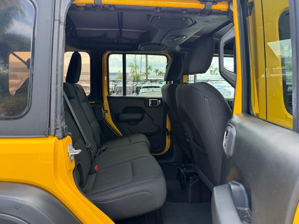 Used 2018 Jeep Wrangler Unlimited Sport S AWD/4WD image 13