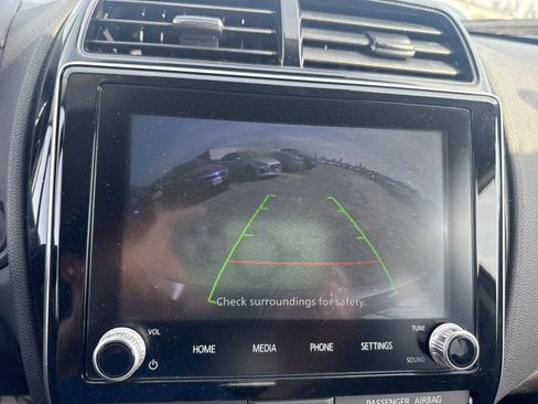 Used 2025 Mitsubishi Outlander Sport LE image 27