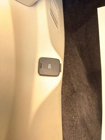 Used 2018 Ford Edge Titanium w/ Equipment Group 301A AWD/4WD image 9