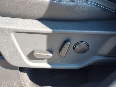 New 2025 Ford Bronco Outer Banks w/ Sasquatch Package image 17