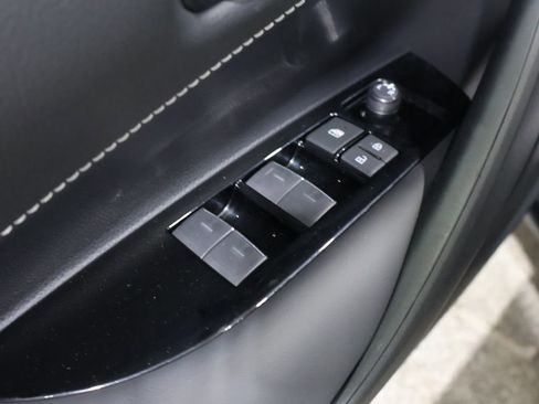 Used 2024 Toyota Corolla SE image 13