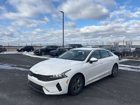 Used 2022 Kia K5 LXS image 7