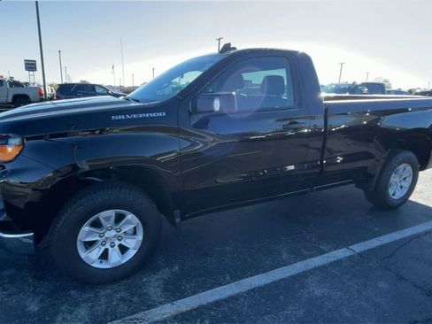 Used 2025 Chevrolet Silverado 1500 W/T w/ WT Safety Package image 6