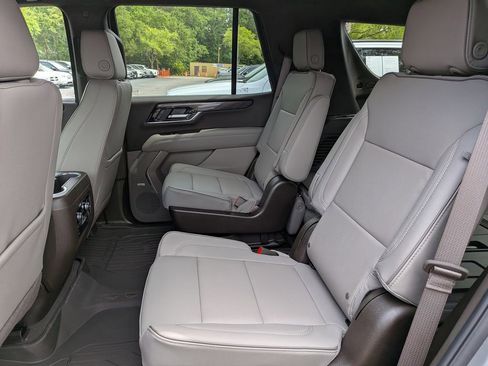 New 2026 GMC Yukon Elevation RWD image 15