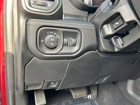 Used 2020 RAM 2500 Limited image 21