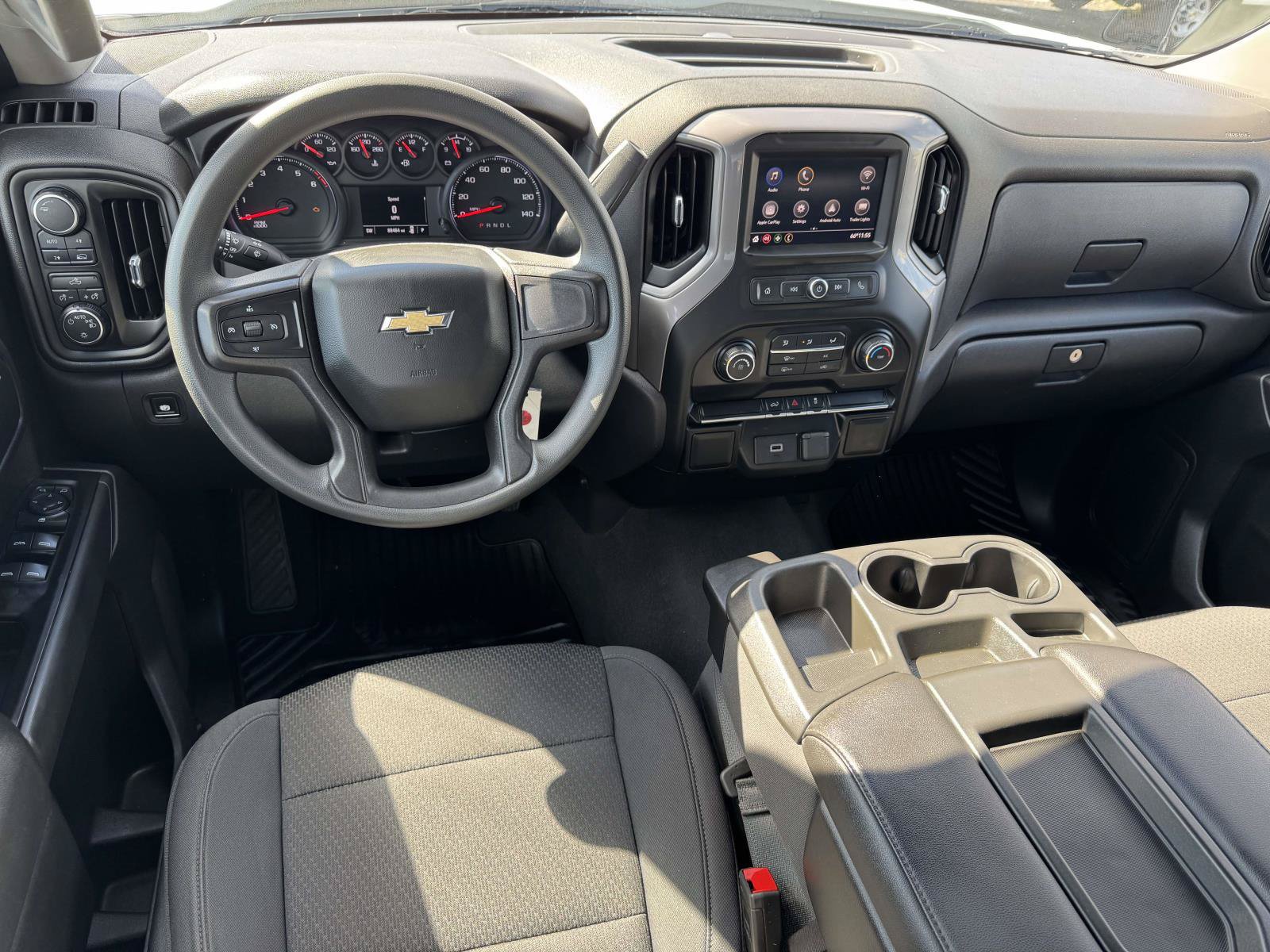 Used 2020 Chevrolet Silverado 1500 Custom w/ Custom Value Package AWD/4WD image 2