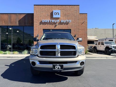 Used 2004 Dodge Ram 2500 Truck SLT w/ Trailer Tow Group AWD/4WD image 2