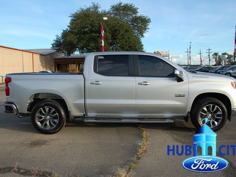 Used 2022 Chevrolet Silverado 1500 LT RWD image 6