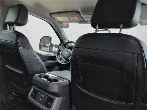 Used 2023 Ford F350 Lariat w/ Sport Appearance Package image 19