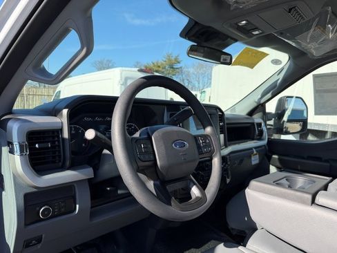 New 2026 Ford F350 XL w/ XL Chrome Package RWD image 11