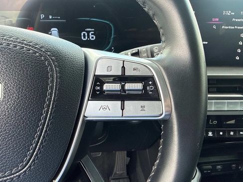 Used 2025 Kia Telluride S AWD/4WD image 29