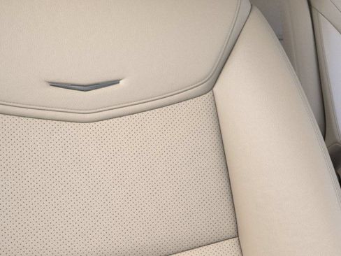 New 2025 Cadillac XT6 Premium Luxury w/ Technology Package AWD/4WD image 21