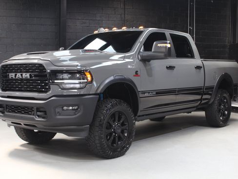 Used 2024 RAM 2500 Rebel w/ Towing Technology Group AWD/4WD image 4