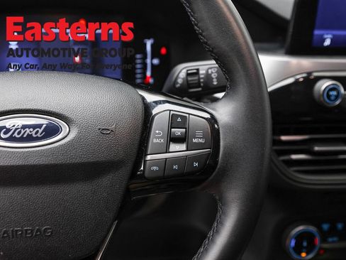Used 2024 Ford Escape Active AWD/4WD image 15