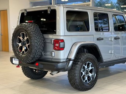 Used 2021 Jeep Wrangler Unlimited Rubicon AWD/4WD image 9
