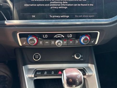 Used 2023 Audi Q3 2.0T Premium Plus w/ Premium Plus Package AWD/4WD image 11