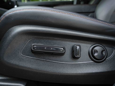 Used 2024 Honda CR-V Sport Touring image 40