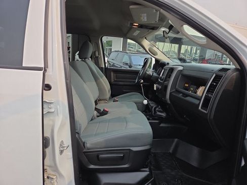 Used 2018 RAM 2500 Tradesman w/ Chrome Appearance Group AWD/4WD image 14