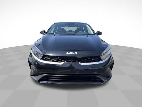 Used 2023 Kia Forte LXS FWD image 2