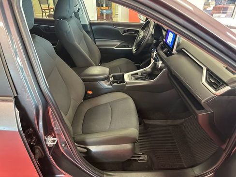 Certified 2023 Toyota RAV4 LE FWD image 16