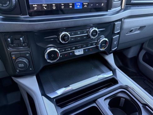 Used 2023 Ford F250 Limited w/ FX4 Off-Road Package image 26