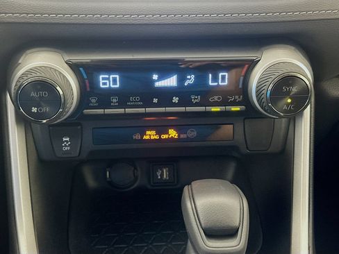Certified 2024 Toyota RAV4 XLE AWD/4WD image 15