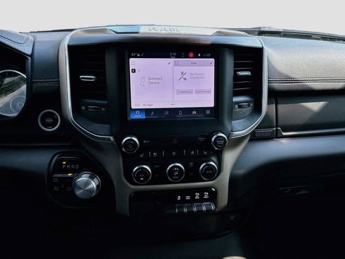 Used 2022 RAM 1500 Laramie AWD/4WD image 25