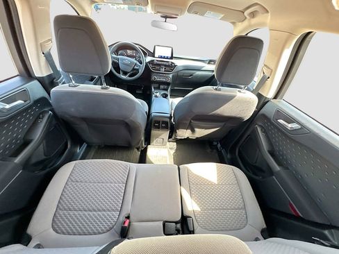 Used 2020 Ford Escape SE image 24