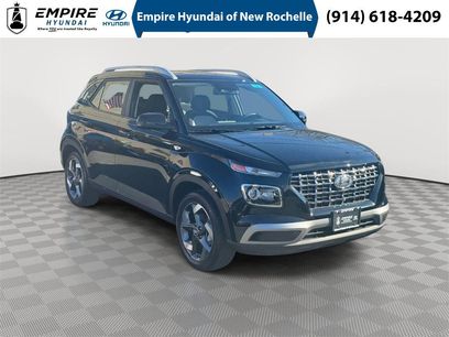 Used 2025 Hyundai Venue SEL