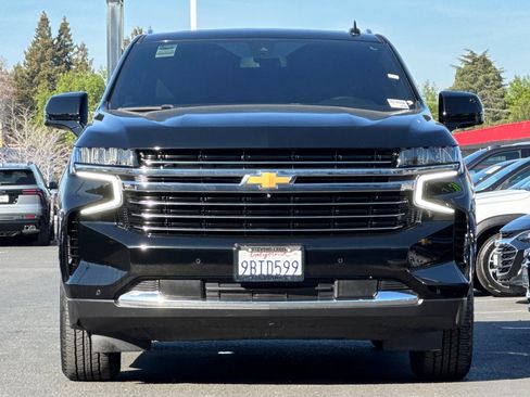 Used 2022 Chevrolet Tahoe LT w/ Luxury Package image 10
