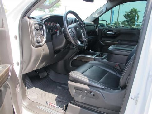 Used 2020 Chevrolet Silverado 1500 RST AWD/4WD image 9