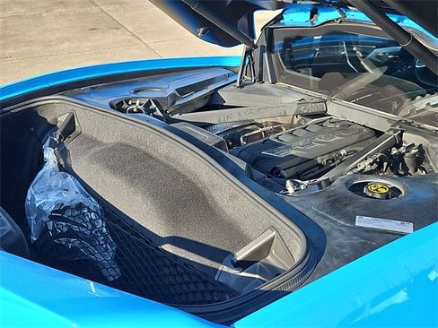 Used 2022 Chevrolet Corvette Stingray Preferred Cpe w/ Z51 Performance Package image 6