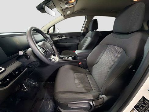 Used 2023 Kia Sportage LX AWD/4WD image 21
