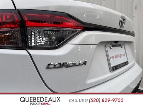 Used 2021 Toyota Corolla LE w/ Carpet Mat Package (TMS) image 9