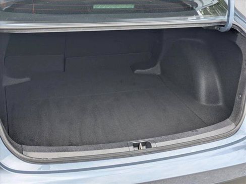 Used 2022 Toyota Corolla LE FWD image 6