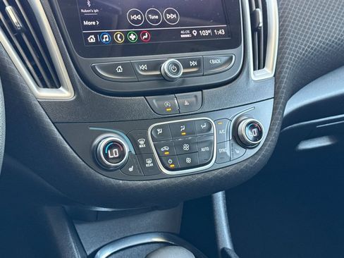 Used 2024 Chevrolet Malibu LT FWD image 21
