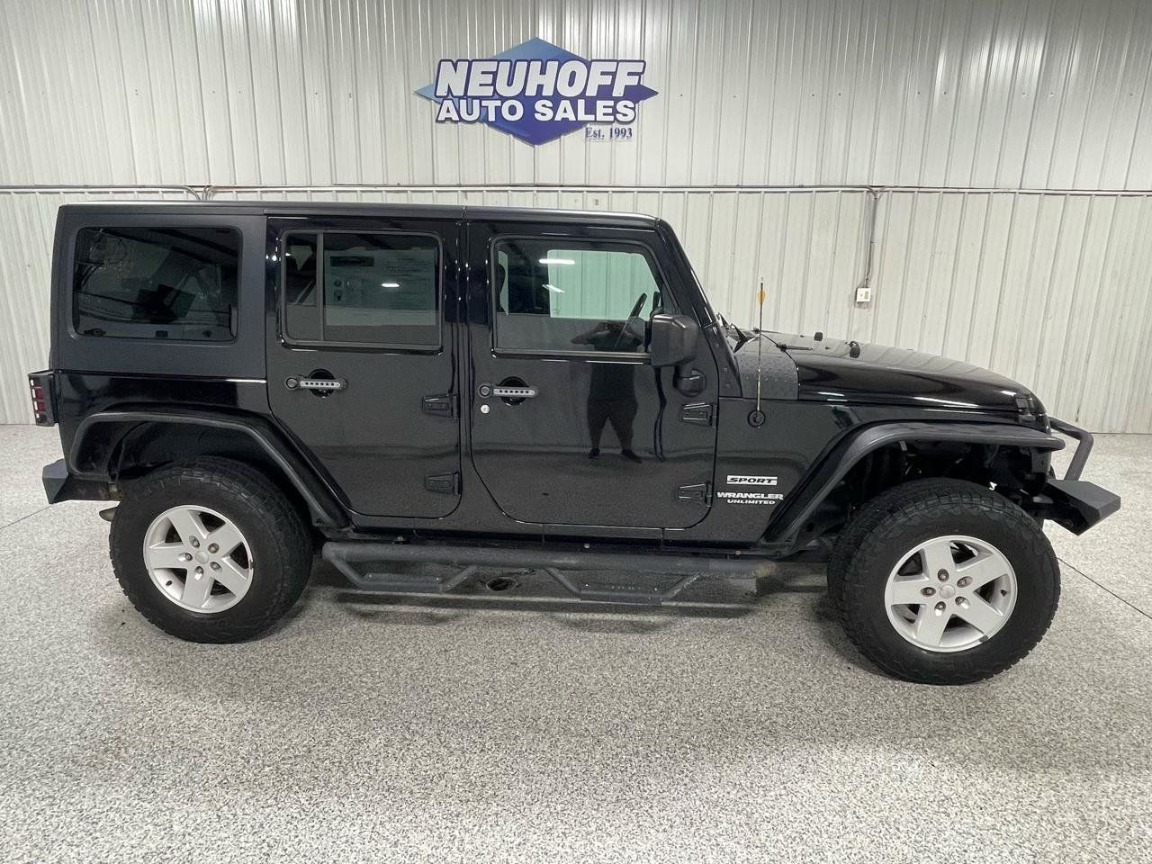 Used 2017 Jeep Wrangler Unlimited Sport w/ Quick Order Package 24S AWD/4WD image 1