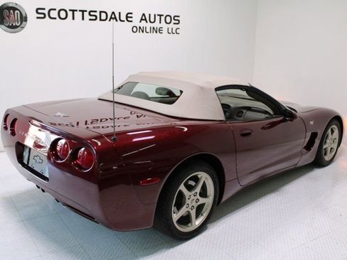 Used 2003 Chevrolet Corvette 50th Anniversary Edition w/ Preferred Equipment Group1 image 15