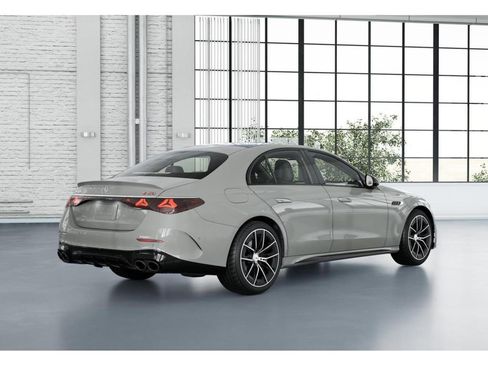 New 2026 Mercedes-Benz E 53 AMG e 4MATIC Sedan image 21