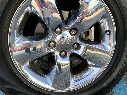 Used 2017 RAM 1500 Big Horn AWD/4WD image 3
