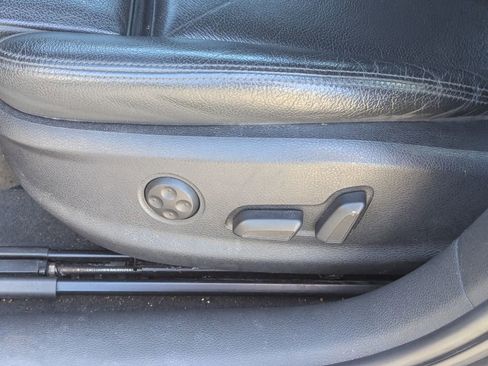 Used 2018 Audi A3 e-tron Premium w/ Sport Package image 26