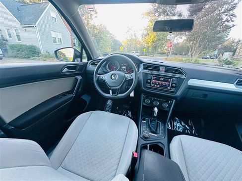 Used 2018 Volkswagen Tiguan S AWD/4WD image 31