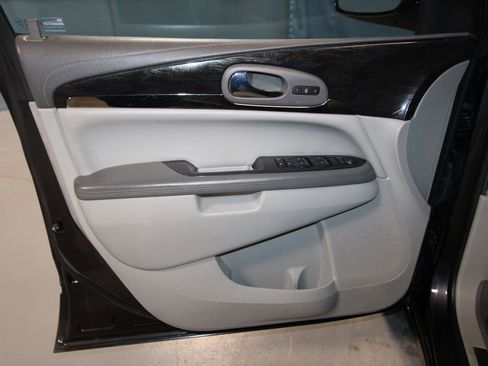 Used 2015 Buick Enclave Leather image 5