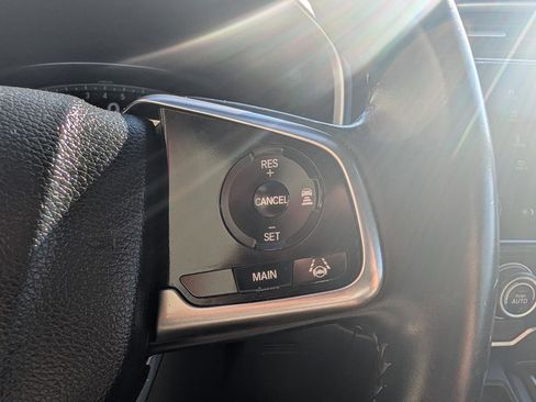 Used 2018 Honda CR-V EX-L image 18