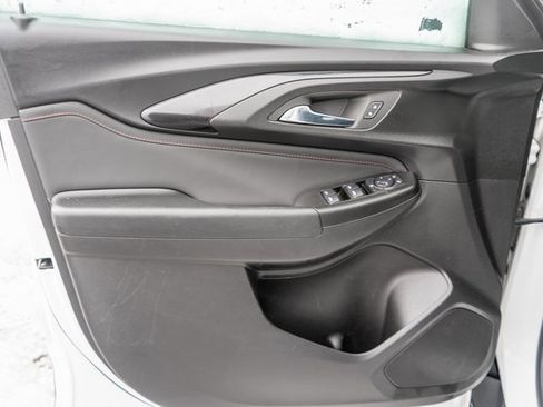 Used 2022 Chevrolet TrailBlazer RS w/ Convenience Package image 16