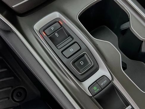 Used 2020 Honda Accord Touring image 18