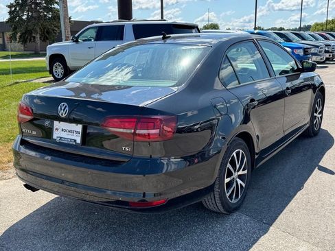 Used 2016 Volkswagen Jetta SE FWD image 33