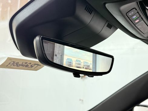 New 2026 Cadillac Escalade ESV Sport image 18